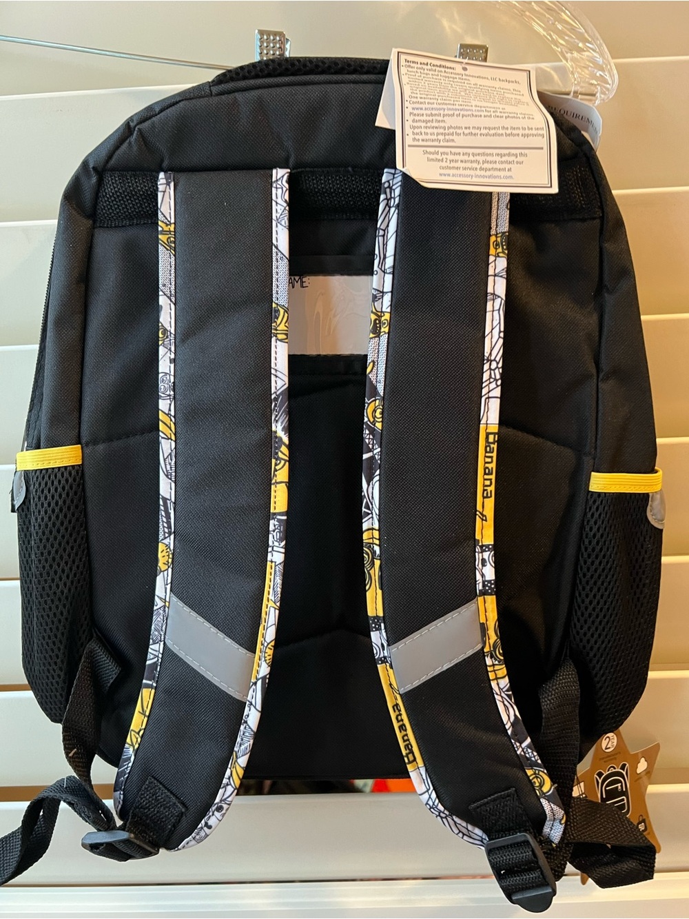 Universal Illumination Minions -The Rise of GRU Banana Black & Yellow Backpack - Picture 15 of 15